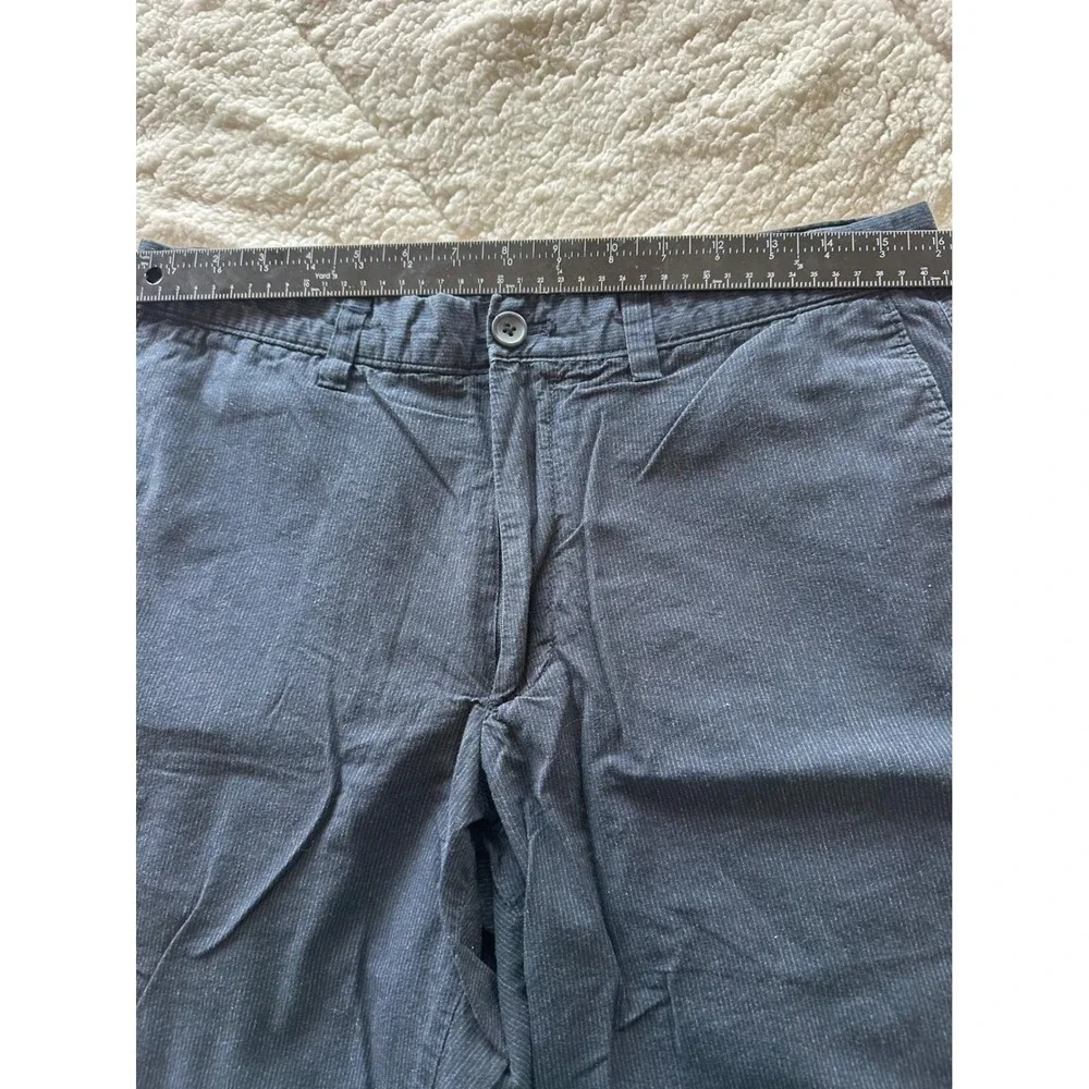 Banana Republic Mens 32 Navy Blue Textured Micro Stripe Flat Front‎ Chino Shorts
